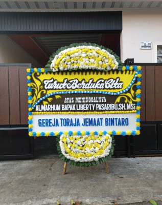 Papan Bunga Duka di Tanjungraya