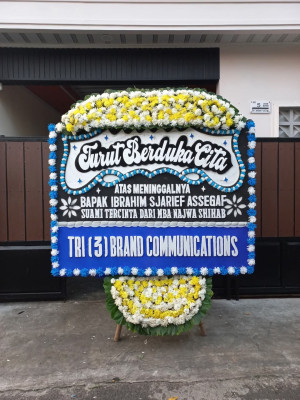 Papan Bunga Duka di Tanjungraya